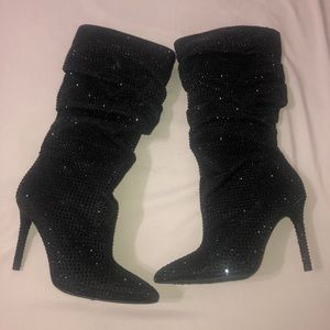 Jessica Simpson’s Black Sparkle Boots